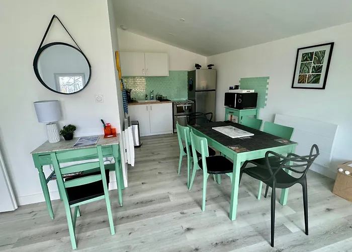 Serenite Aux Nids Du Petit Bois Pour Un Sejour Detente En Charente Maritime