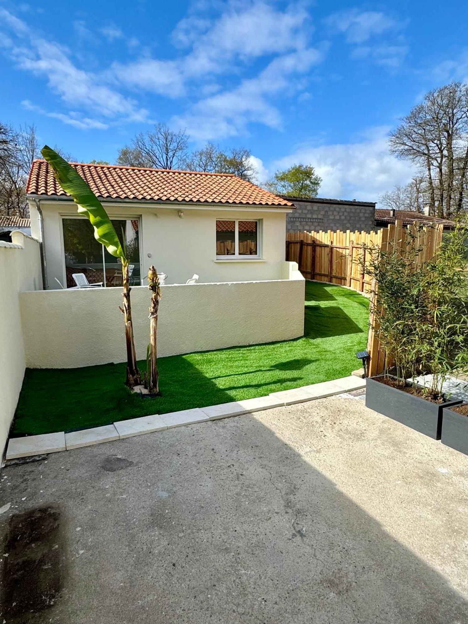 Serenite Aux Nids Du Petit Bois Pour Un Sejour Detente En Charente Maritime Holiday home Breuillet (Charente-Maritime)